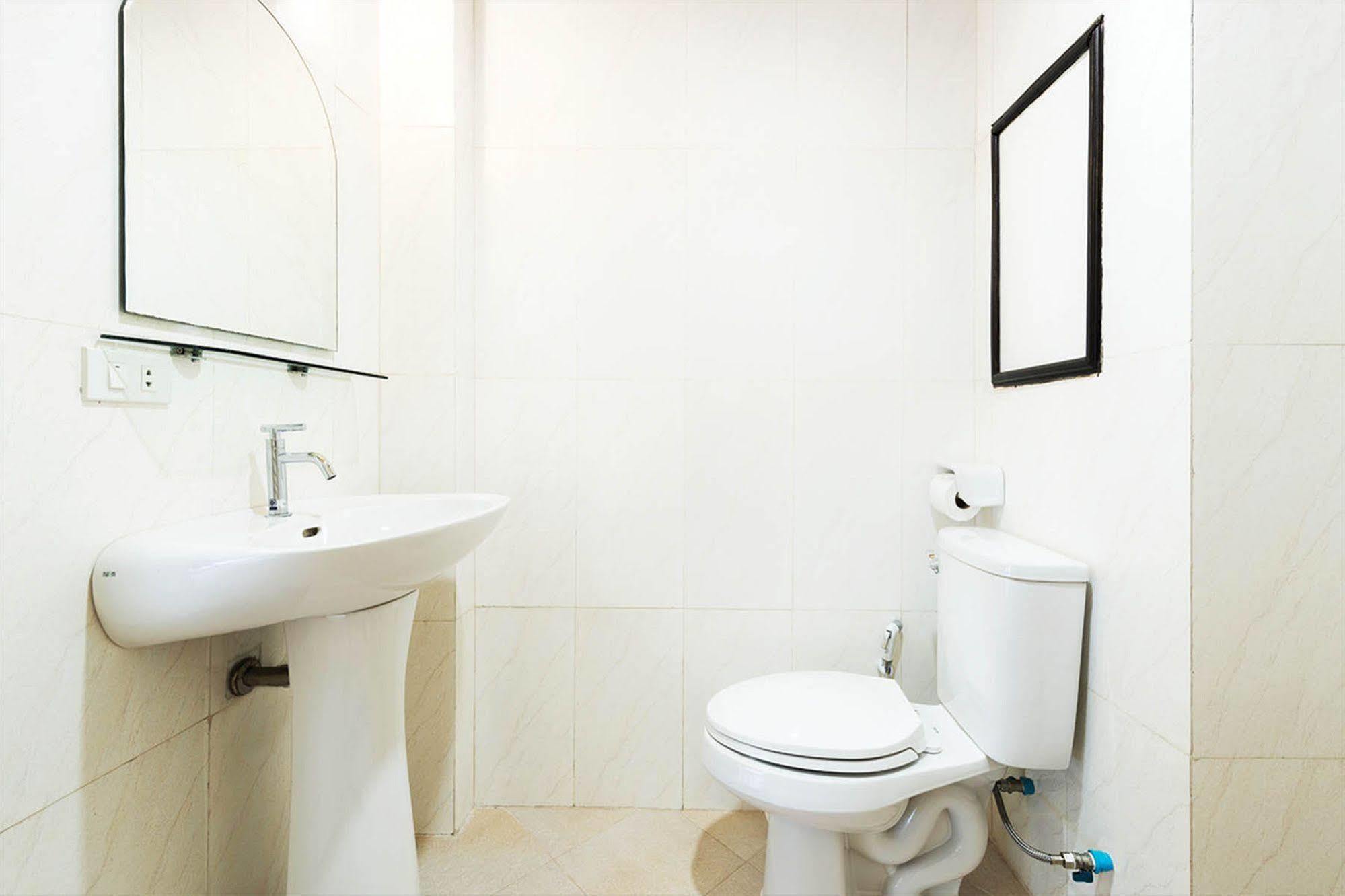 Safe House Hostel Patong Экстерьер фото