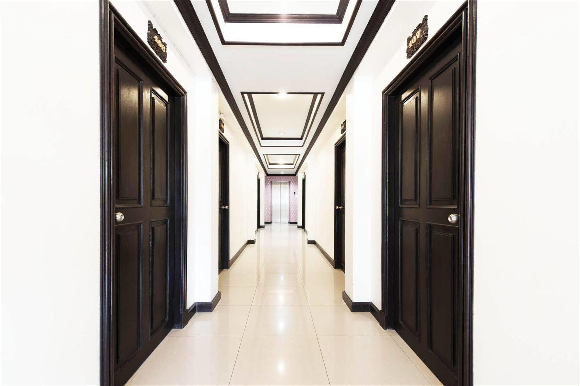 Safe House Hostel Patong Экстерьер фото